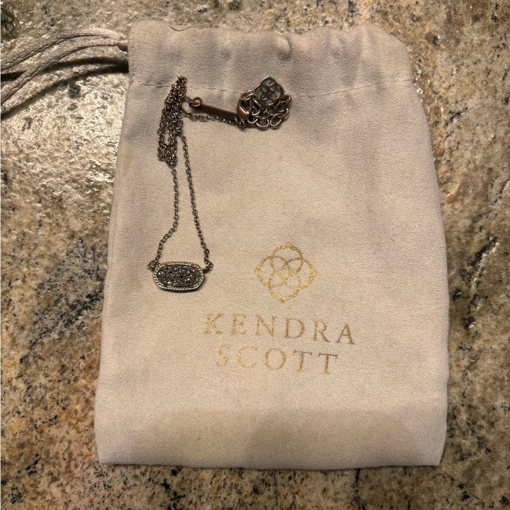 Kendra Scott Elisa Silver Pendant Necklace in Platinum Drusy